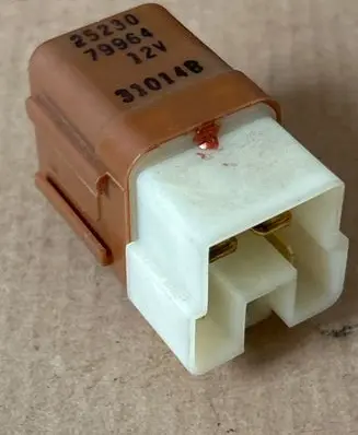 Nissan Almera Tino Other relay 25230 31014B 79964