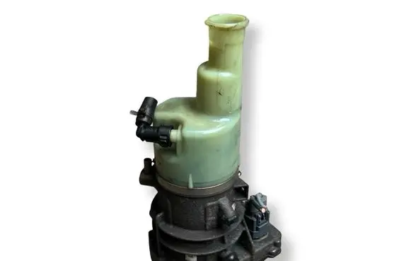 Ford Mondeo MK IV Power steering pump BG913K514AB