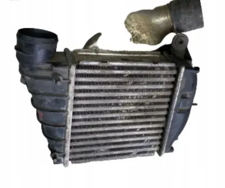 Volkswagen Golf IV Intercooler radiator 1J0145803S