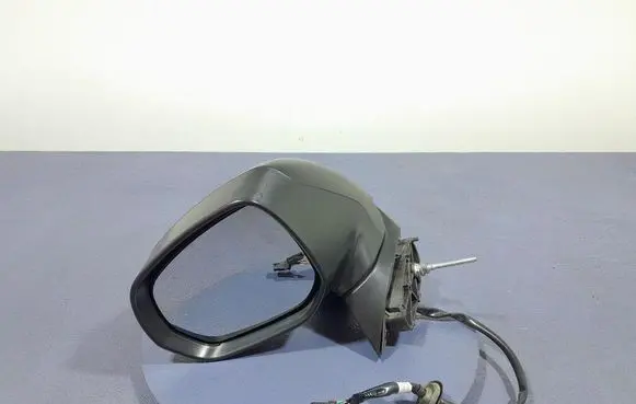 Peugeot 5008 Front door electric wing mirror