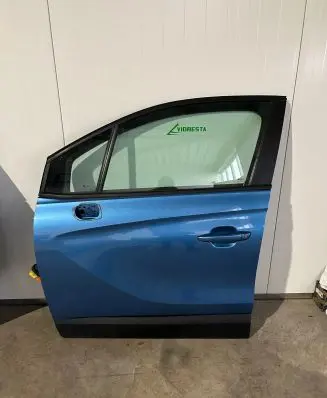 Opel Crossland X Front door