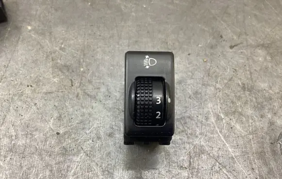 Headlight level height control switch