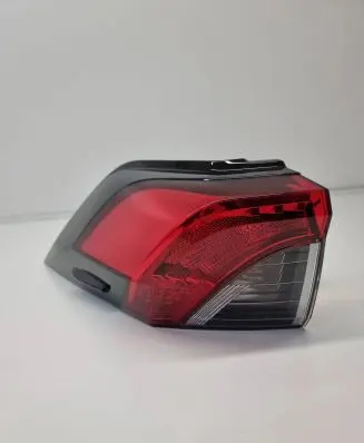 Toyota RAV 4 (XA50) Rear/tail lights