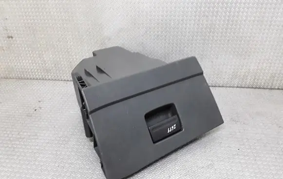 Ford Mondeo MK IV Glove box 7S71A06010
