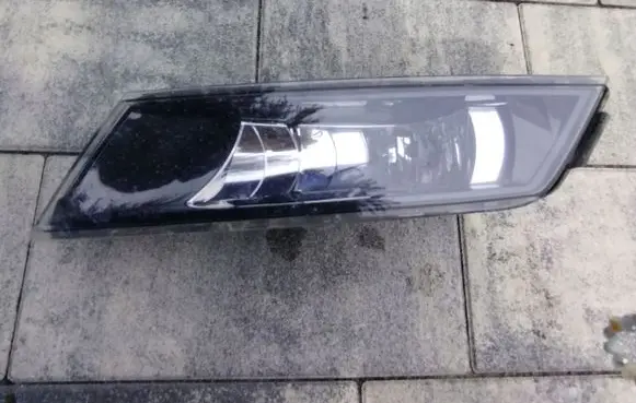 Skoda Superb B8 (3V) Fog light set 3V0941700