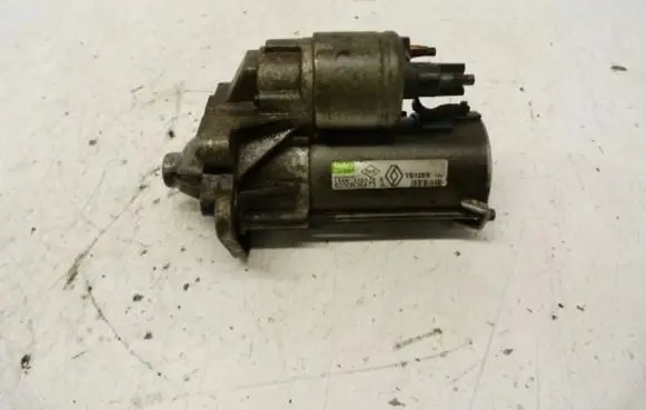Renault Kangoo II Starter motor 8200836473A