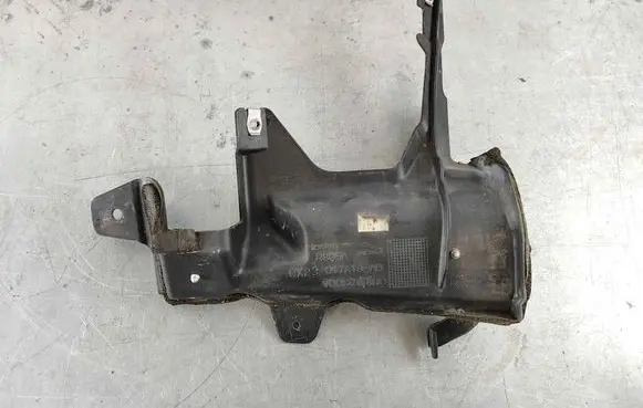 Heat shield in engine bay