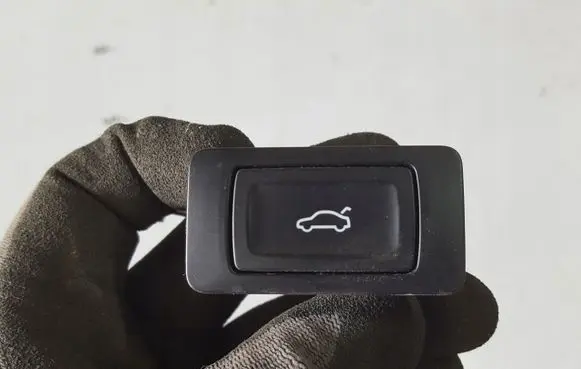 Audi A4 S4 B8 8K Tailgate/boot open switch button 4G0959831A
