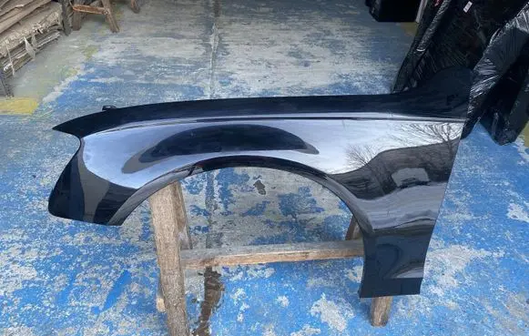 Audi A4 S4 B8 8K Fender 8K0821105J