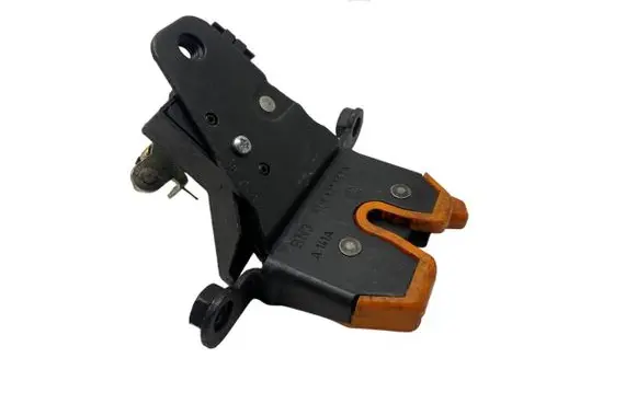 Skoda Octavia Mk2 (1Z) Tailgate/trunk/boot lock/catch/latch 1U6827501A 1U6827501