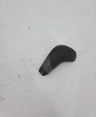 Mitsubishi Pajero Gear lever shifter trim leather/knob 
