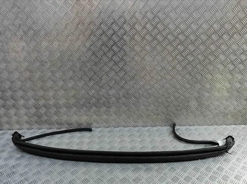 Windshield trim