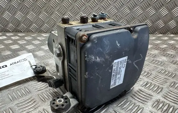 BMW 5 F10 F11 ABS Pump 6852808 6852811