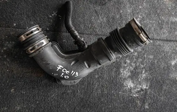 Ford Focus Air intake hose/pipe