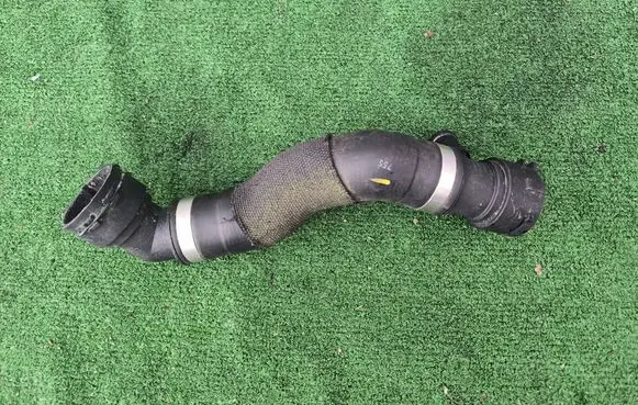 Audi Q7 4M Engine coolant pipe/hose 4M0122291B 4M0122293C