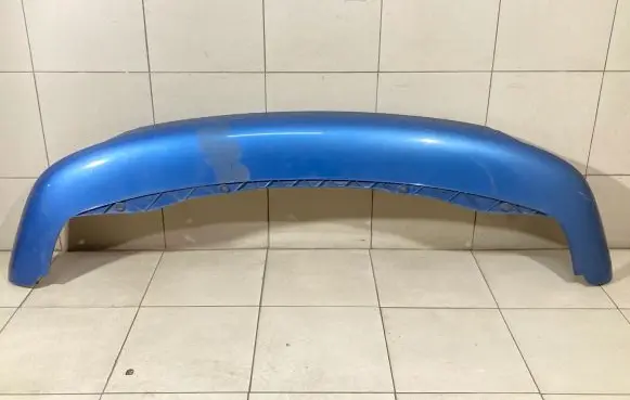 Front bumper lip