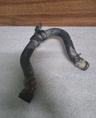 Audi A6 S6 C5 4B Engine coolant pipe/hose 4B0121101T 27112000