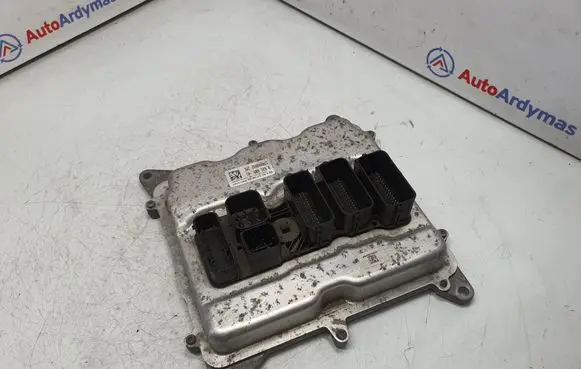 BMW 3 F30 F35 F31 Engine control unit/module 8631689 12148631689 0261S10548