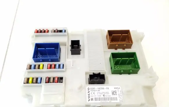 Volvo V60 Fuse module CG9T14C256FA 31314511AB