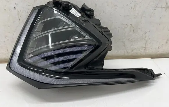 KIA Sportage Headlight/headlamp R292112020