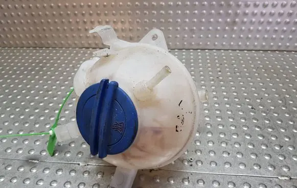 Volkswagen Golf VI Coolant expansion tank/reservoir S27698248 1K0121407F