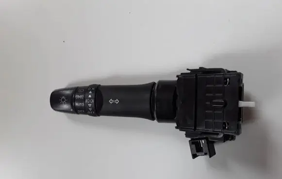 Mitsubishi Outlander Indicator stalk 17G688