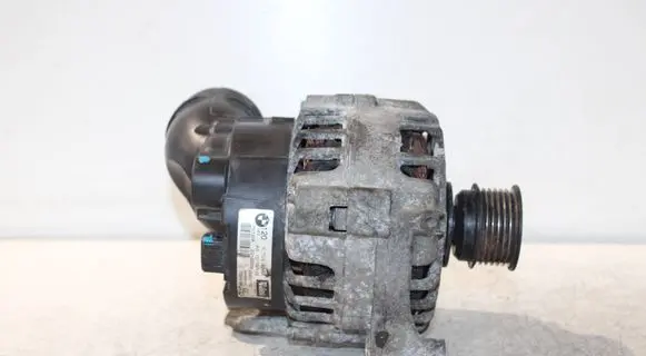 BMW 3 E46 Generator/alternator 7501593