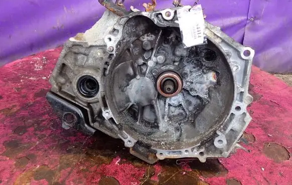Toyota Yaris Manual 5 speed gearbox 
