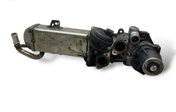 Audi A3 S3 A3 Sportback 8P EGR valve cooler 03L131512CF 437122