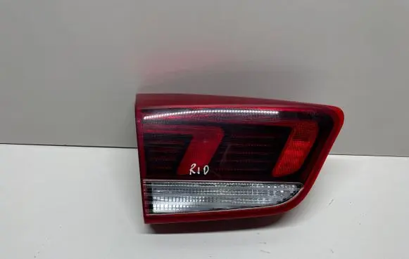 KIA Rio Tailgate rear/tail lights 92403H8