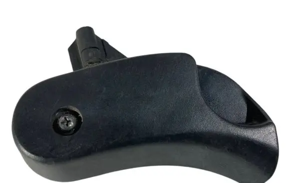 BMW 3 E46 Engine bonnet (hood) release handle 8223163
