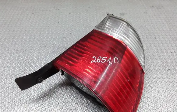 BMW 5 E39 Rear/tail lights 6902532