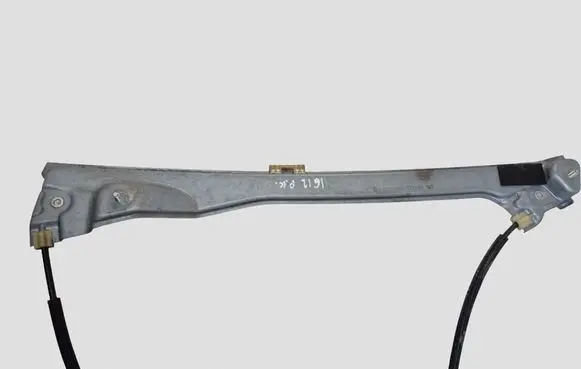 Renault Laguna III Front window lifting mechanism without motor 807010002R 974823103