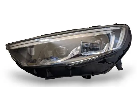 Opel Insignia B Headlight/headlamp 39122974 662588537 10504290001