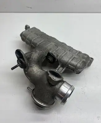 Volkswagen Golf III Intake manifold 25274500