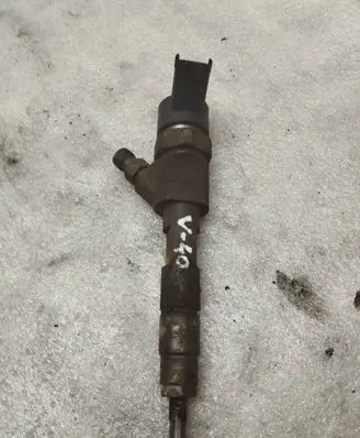 Volvo S40, V40 Fuel injector 0445110021