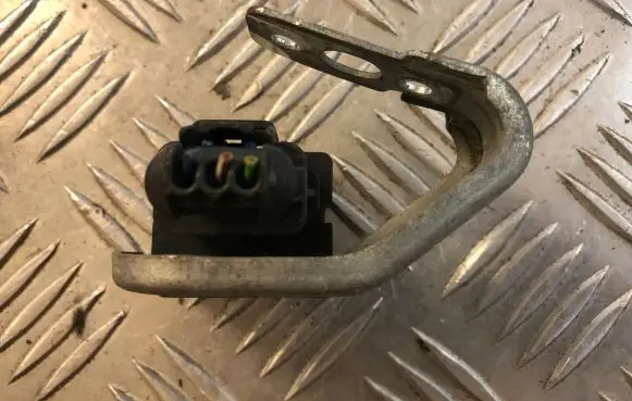 Opel Vectra C Sensor 9570930003 13137850 002455008000