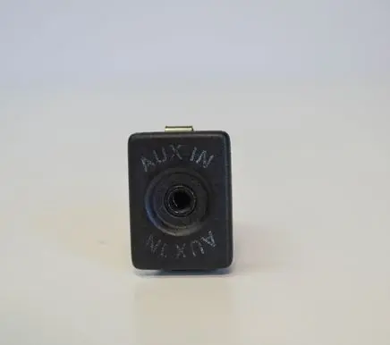 Volkswagen PASSAT B7 AUX in-socket connector 5M0035724