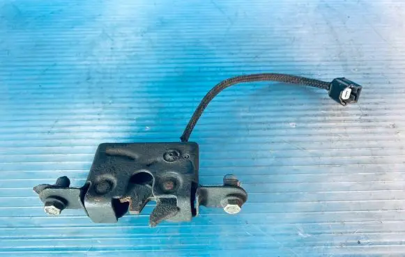 Renault Scenic III - Grand scenic III Tailgate/trunk/boot lock/catch/latch