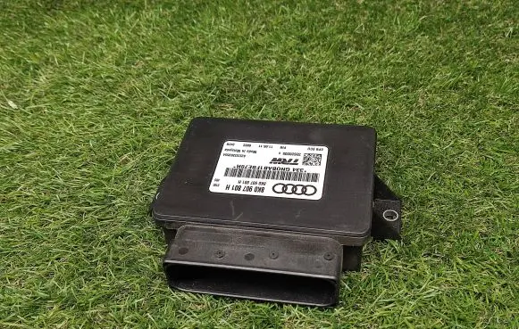Audi Q5 SQ5 Hand brake control module 8K0907801H