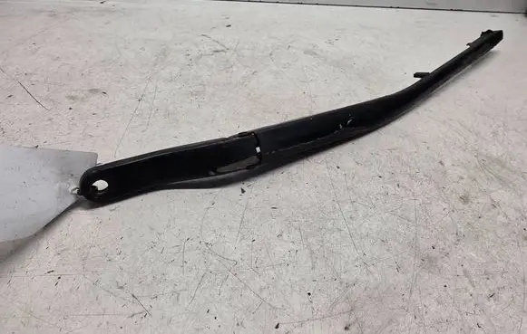 Peugeot 206 Front wiper blade arm 