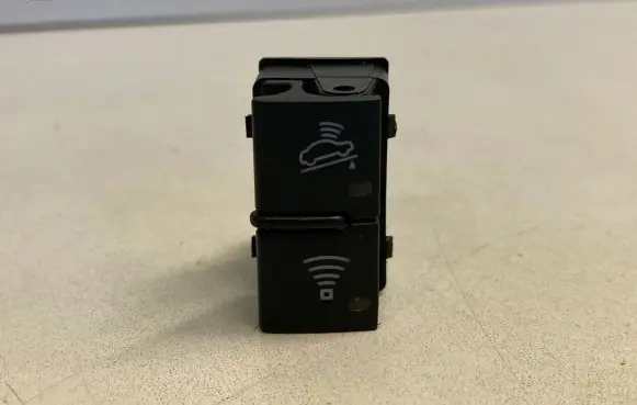 Audi A4 S4 B6 8E 8H Alarm switch 8E2962109