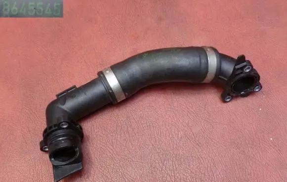 BMW 2 F46 Engine coolant pipe/hose 8645545