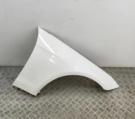 Mercedes-Benz E C207 W207 Fender A2078800218