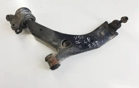 Volvo V50 Front lower control arm/wishbone 