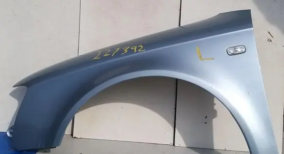 Audi A4 S4 B7 8E 8H Fender 133501LZ9Y