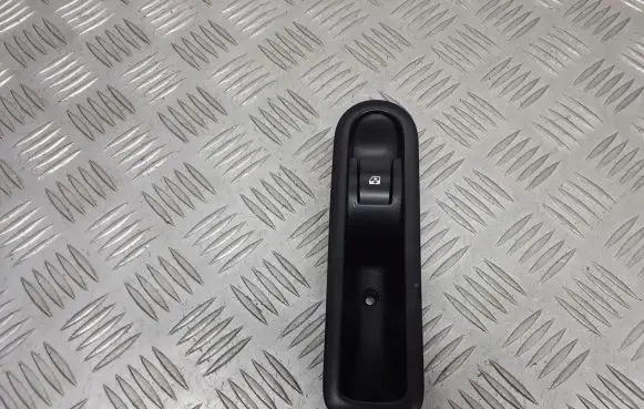 Renault Megane II Electric window control switch 156013870