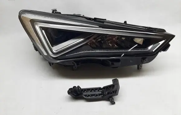 Seat Tarraco Headlight/headlamp 5FJ941008C