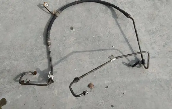Ford Fiesta Power steering hose/pipe/line 