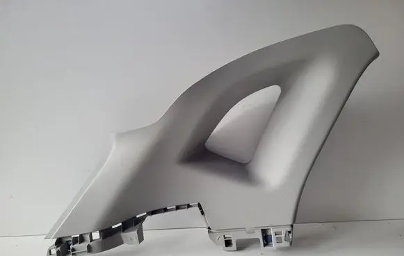 Renault Captur Rear side glass trim 